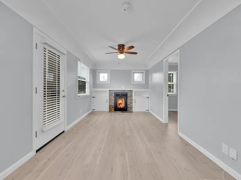 4587 Campus Ave — Photo 5
