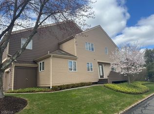 1 Avery Ct #CB-6, Madison, NJ 07940