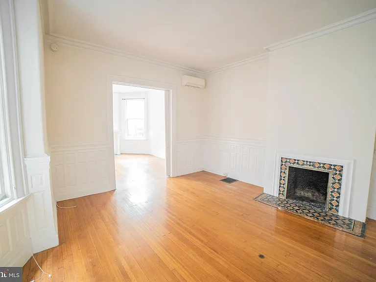 1919 Spruce St #2R — Photo 5