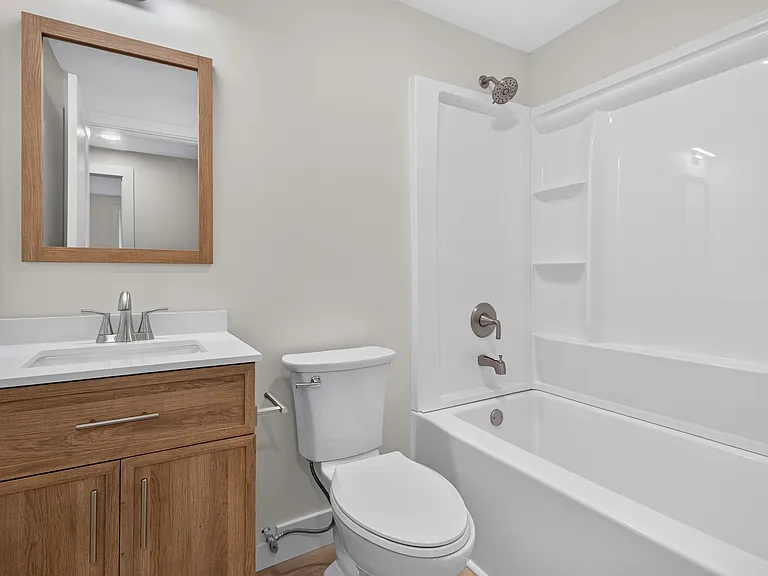 45 Tiffany Dr — Photo 16