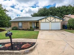 6109 Brookside Ct, Watauga, TX 76148