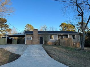 85 Cedarcrest Dr, Acworth, GA 30101