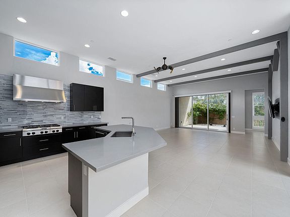2nd image of 4210 Amber Ln