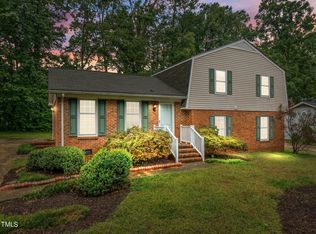 1024 Ivy Ln, Cary, NC 27511