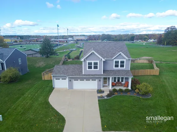 843 Wild Flower Ct, Wayland, MI 49348