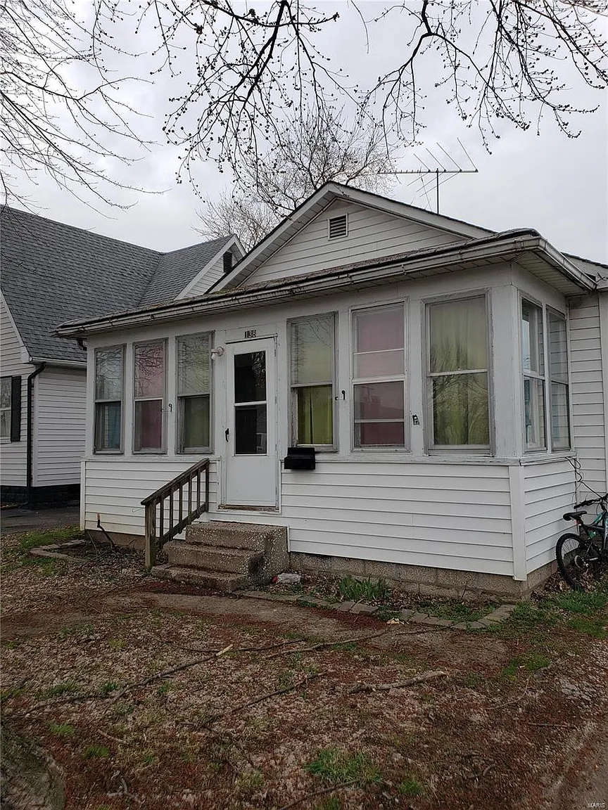 138 E 5th St photo 1