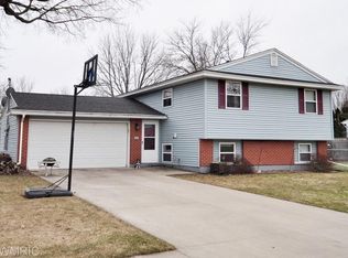 4614 Farnham Ave, Portage, MI 49002