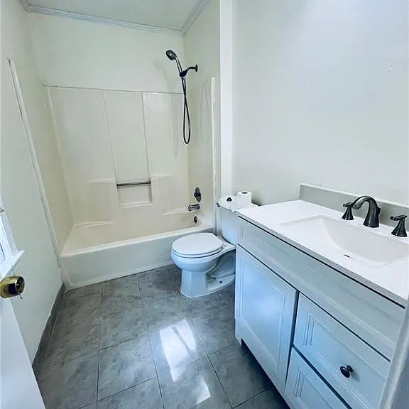 4005 Shallowford Rd — Photo 17