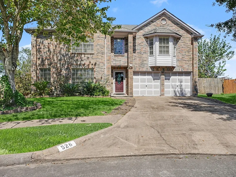 526 Oak Briar Dr
