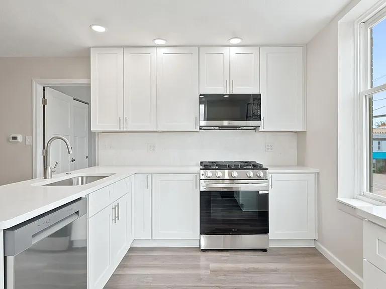 3960 E Bellefontaine Rd #4 — Photo 6