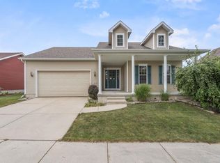 207 Red Birch Run, Madison, WI 53718