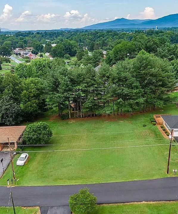 Rolling Rd., Luray Virginia