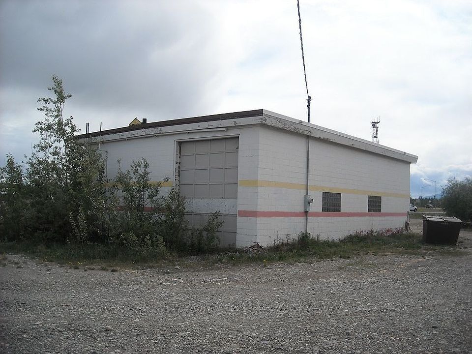 1st image of 1577 Richardson Ave