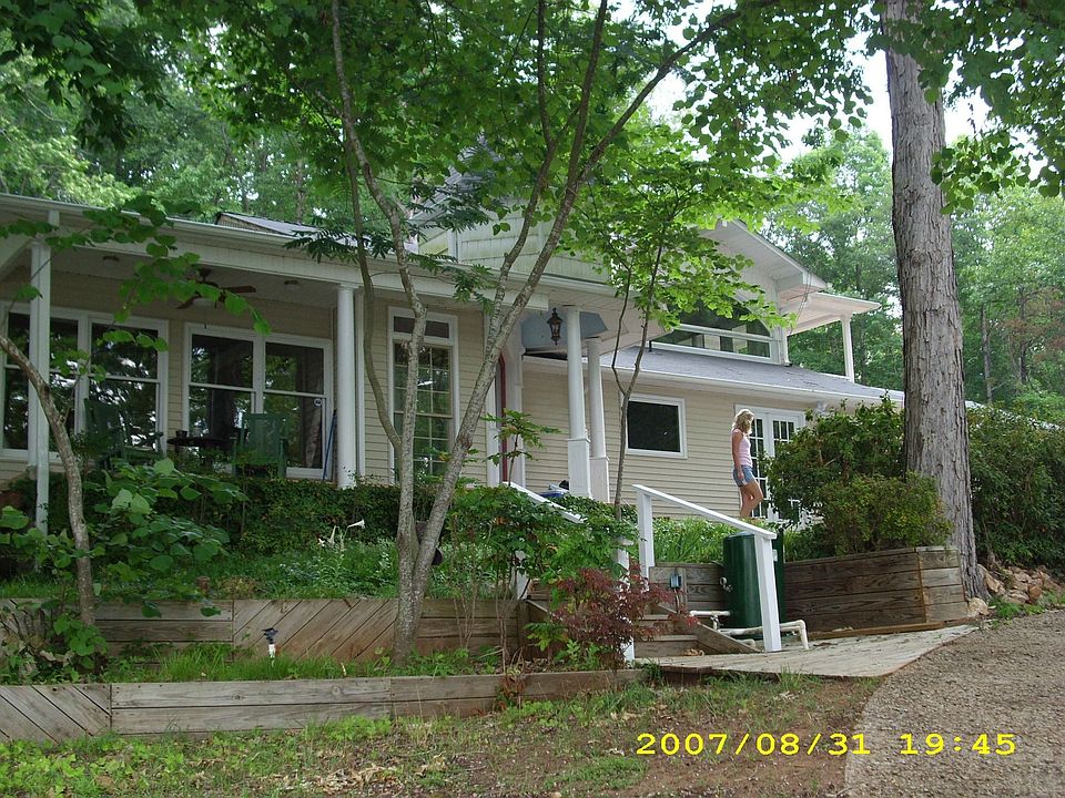 2nd image of 207 Joe Dunn Rd