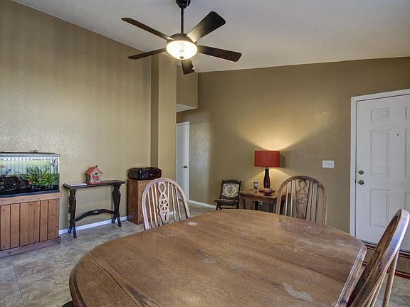 3rd image of 3227 W Salter Dr