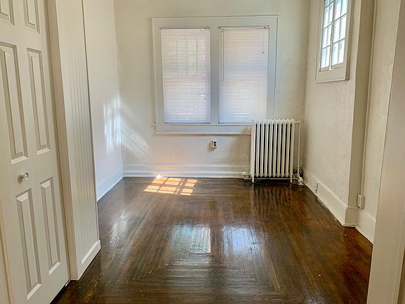 5th image of 514 1/2 S 5th St #1