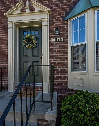 2nd image of 4825 Chevy Chase Dr #183