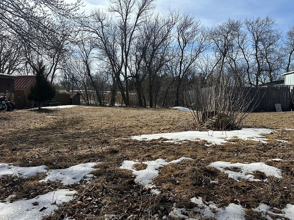 2nd image of 95 5th St