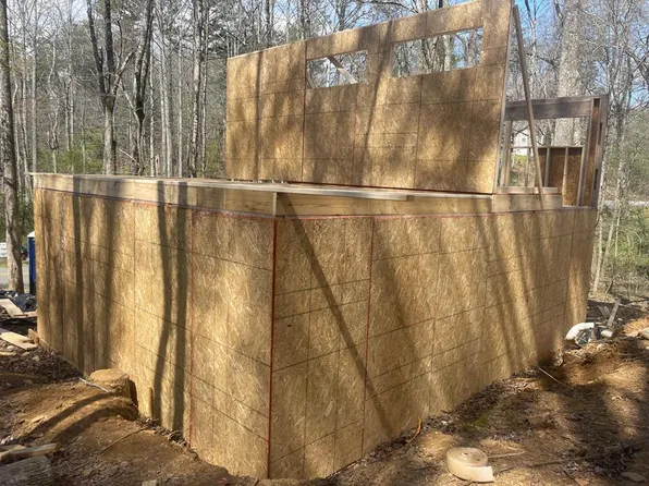 3 Hideaway Pl, Morganton, GA 30560