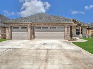 3920 NE Shenandoah Dr, Lawton, OK 73507