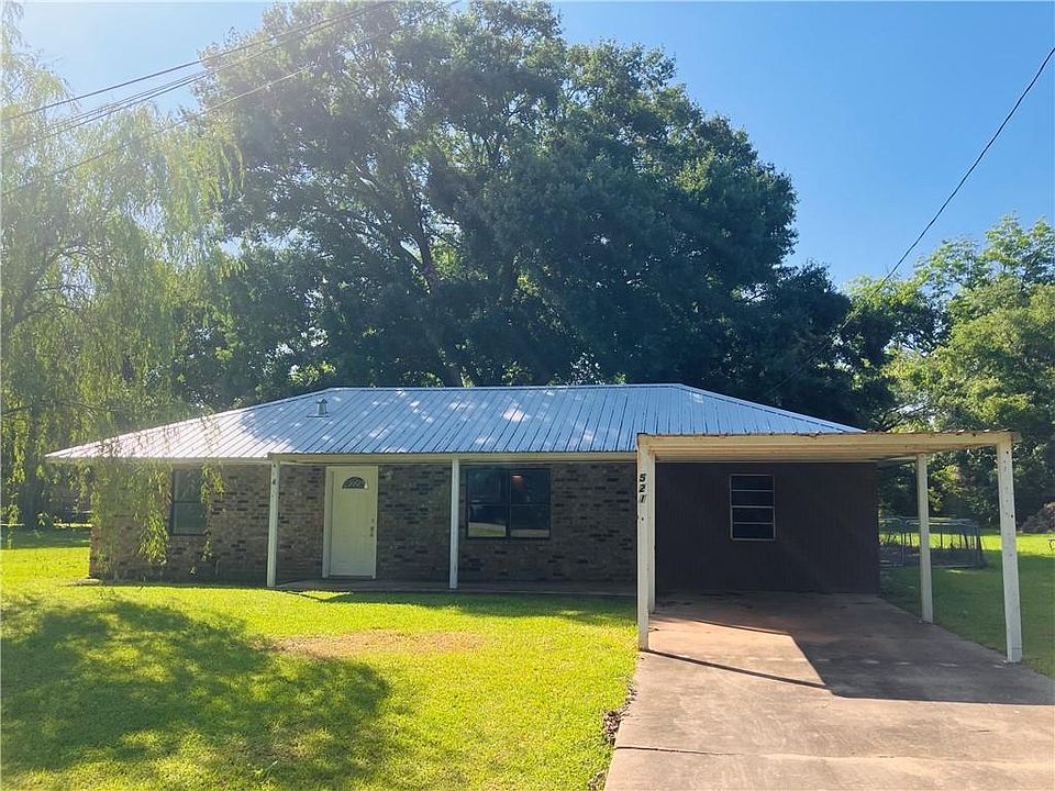 1st image of 521 Willow Dr