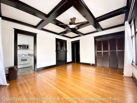 3rd image of 345 Laurel St APT A