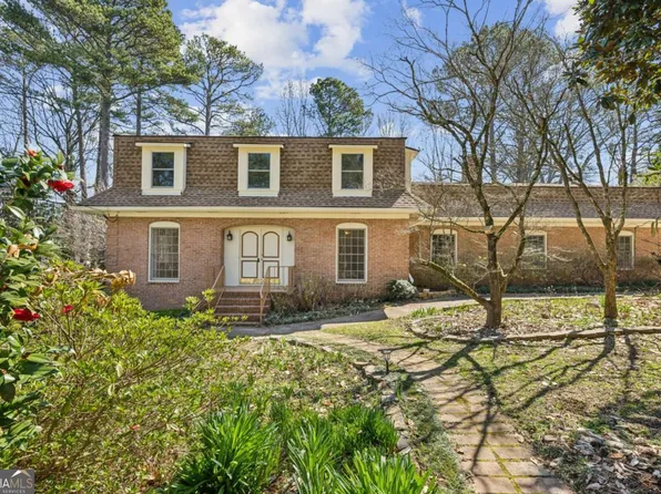 2373 Wood Creek Ct, Tucker, GA 30084