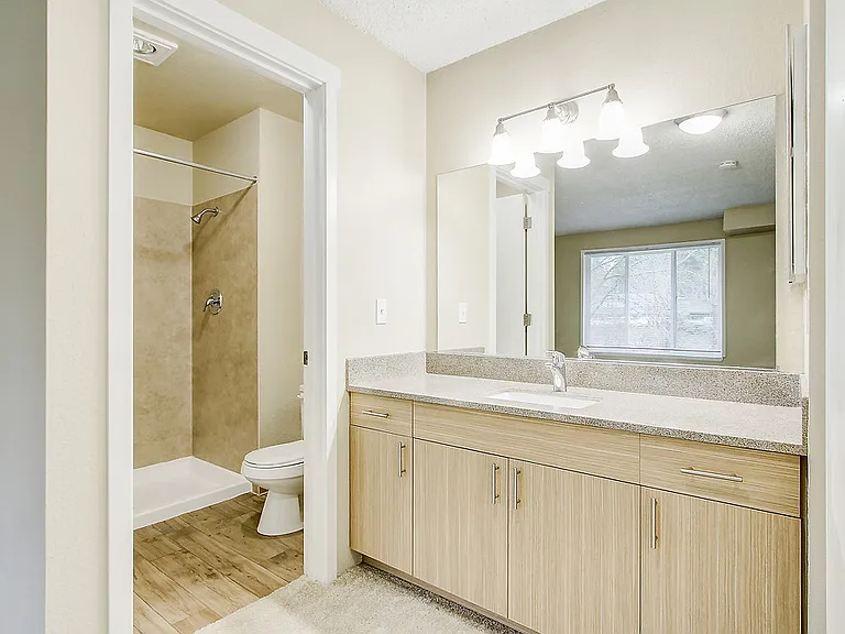 Woodland Commons — Photo 9