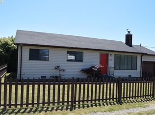 94226 6th St, Gold Beach, OR 97444