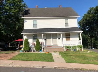 24 Trotter St, Manchester, CT 06040