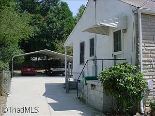 2nd image of 2529 Waterbury St