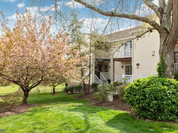 172 Potomac Dr, Bernards Twp., NJ 07920