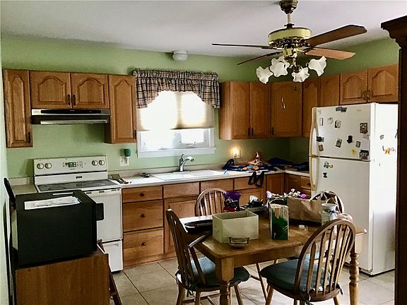 2nd image of 394 Orland Rd