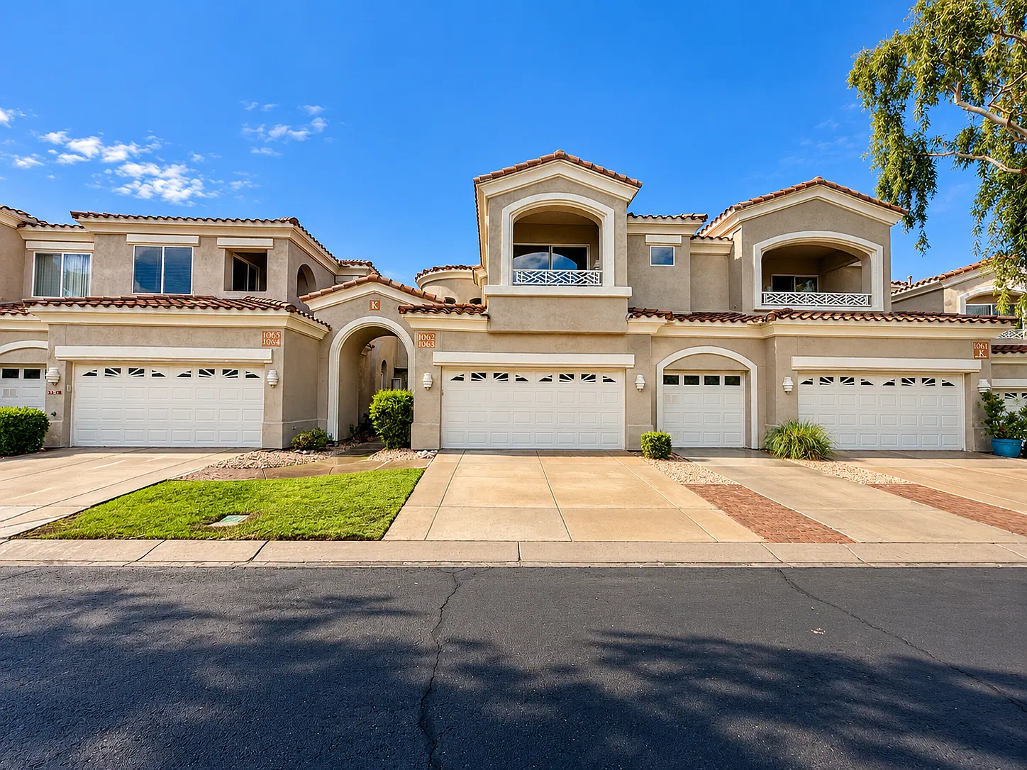 3800 S Cantabria Circle Unit 1062, Chandler Az — Photo 2