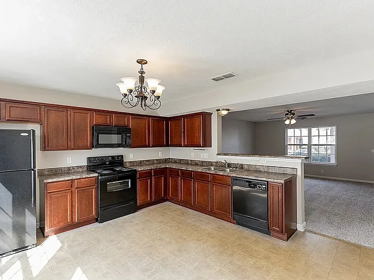 3754 Chippewa Pl — Photo 3