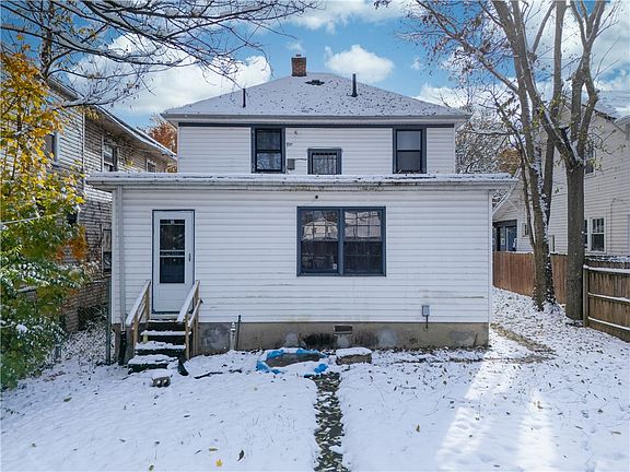 3rd image of 119 Victor Ave
