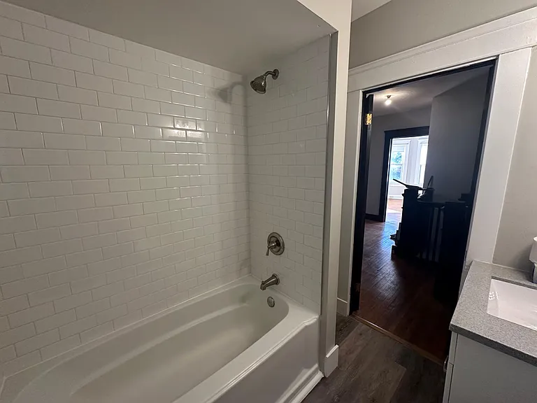 15522 Clifton Blvd — Photo 25