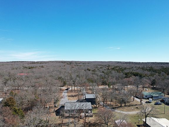 3rd image of 811 Buds Point Rd