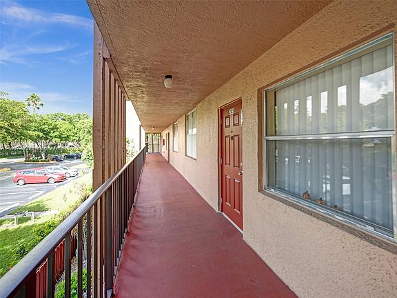 5th image of 7301 NW 1st St APT 203