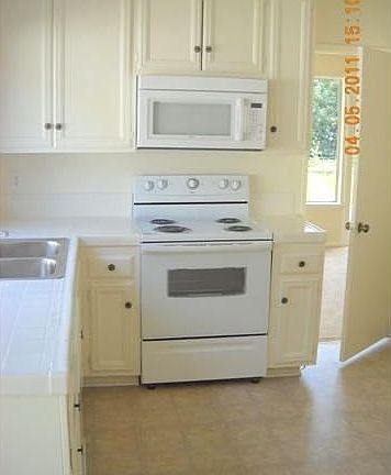 5th image of 24092 Avenida Crescenta