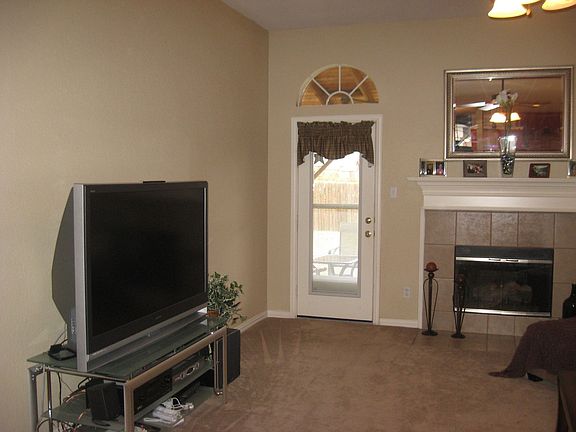 4th image of 140 Kristen Ct