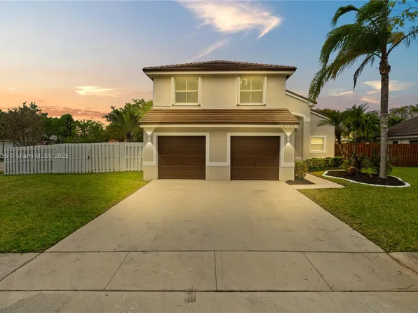 18730 NW 24th Pl, Pembroke Pines, FL 33029