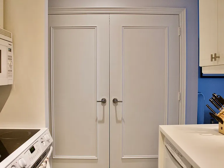 111 Merton St #309 — Photo 8