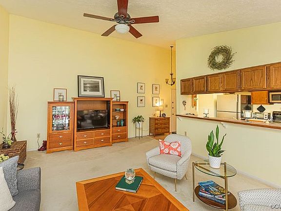 5th image of 9353 Kempton Manor Ct Unit 1810