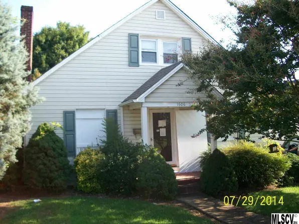 1606 Main Avenue Dr NW, Hickory, NC 28601