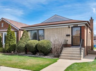 6215 S Monitor Ave, Chicago, IL 60638