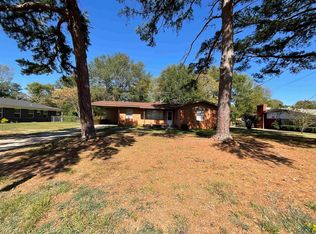 213 E Carolanne Blvd, Marshall, TX 75672