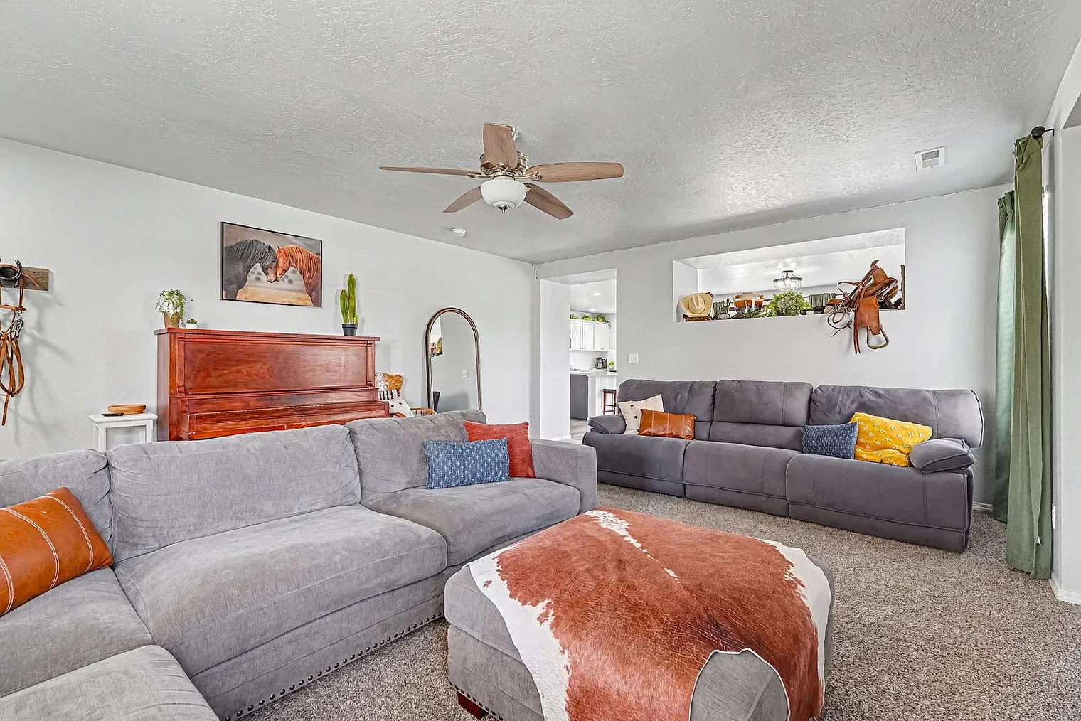 5 bed, 2.0 bath, 990 sqft, $15,846 — Photo 1