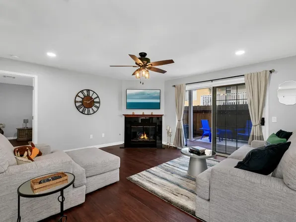 1352 Palomar Pl, Vista, CA 92084