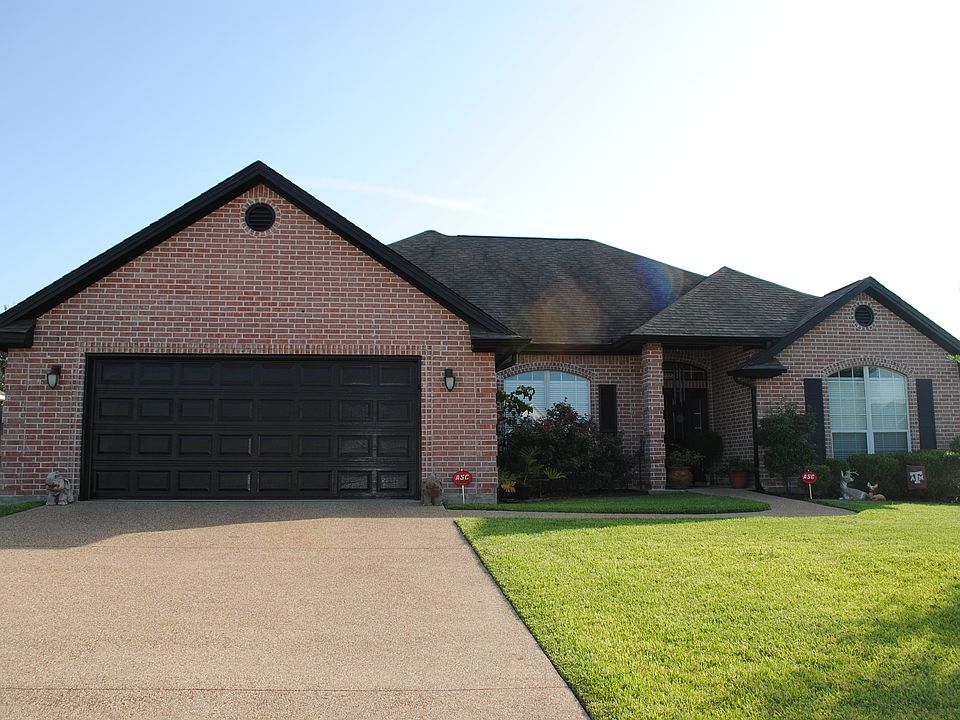 1st image of 77845 Edelweiss Estates